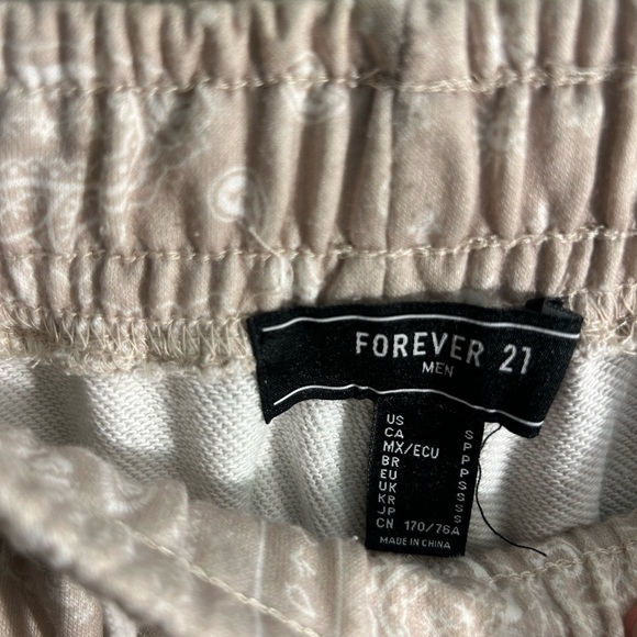 Rave Shorts - Picture 3 of 3